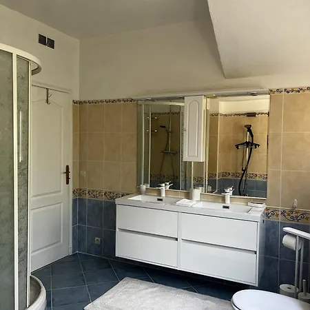 Les Petites Terrasses Guest house